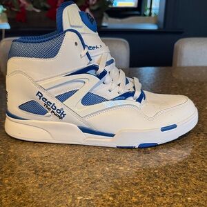 Reebok Mens Sneakers - White and Blue